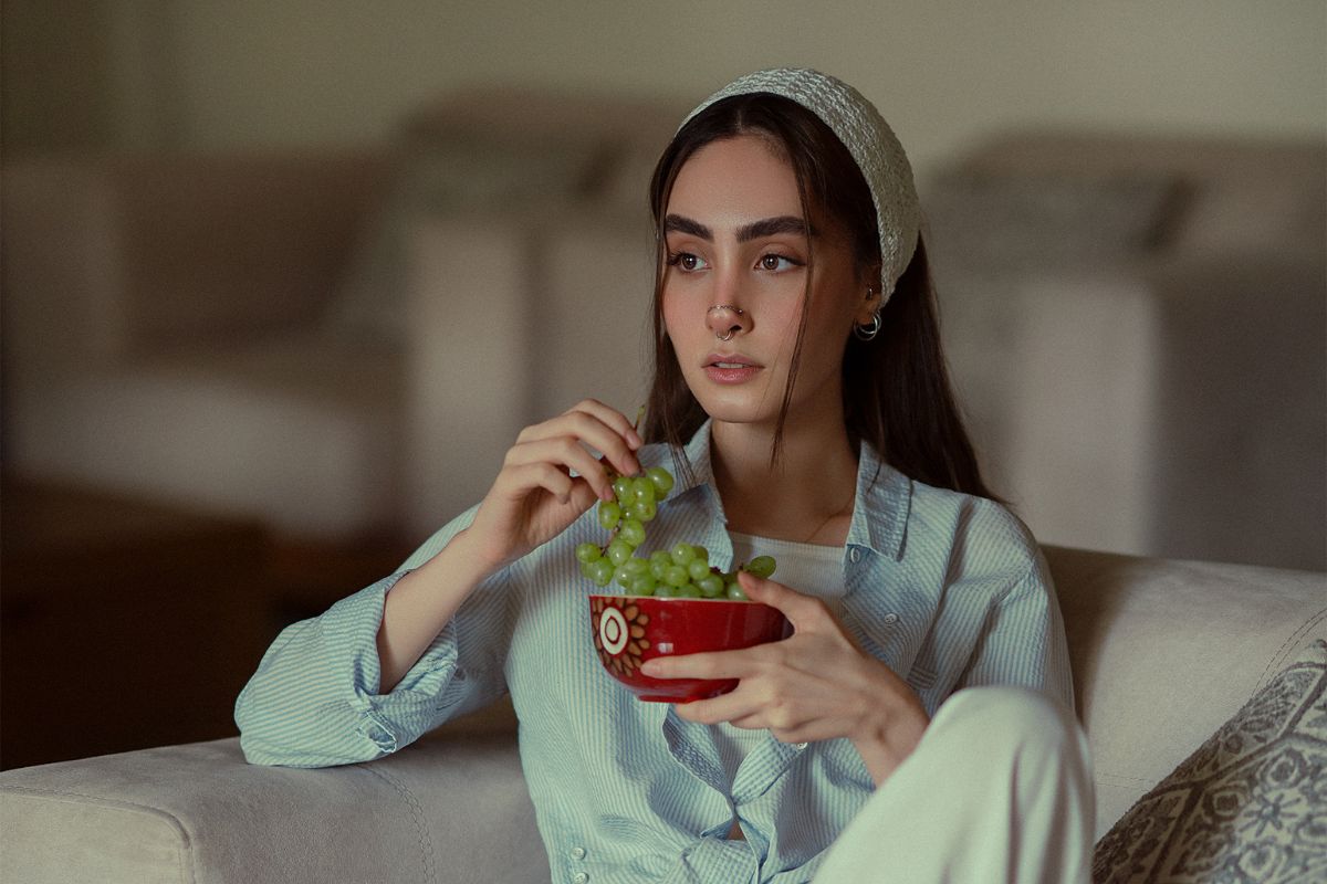 Why Do People Eat 12 Grapes at Midnight on New Year Spiritual Reasons