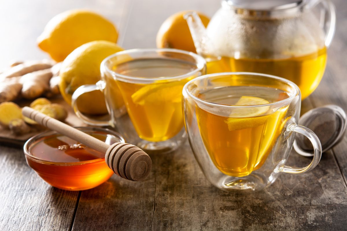 Green Tea with Lemon and Honey Benefits