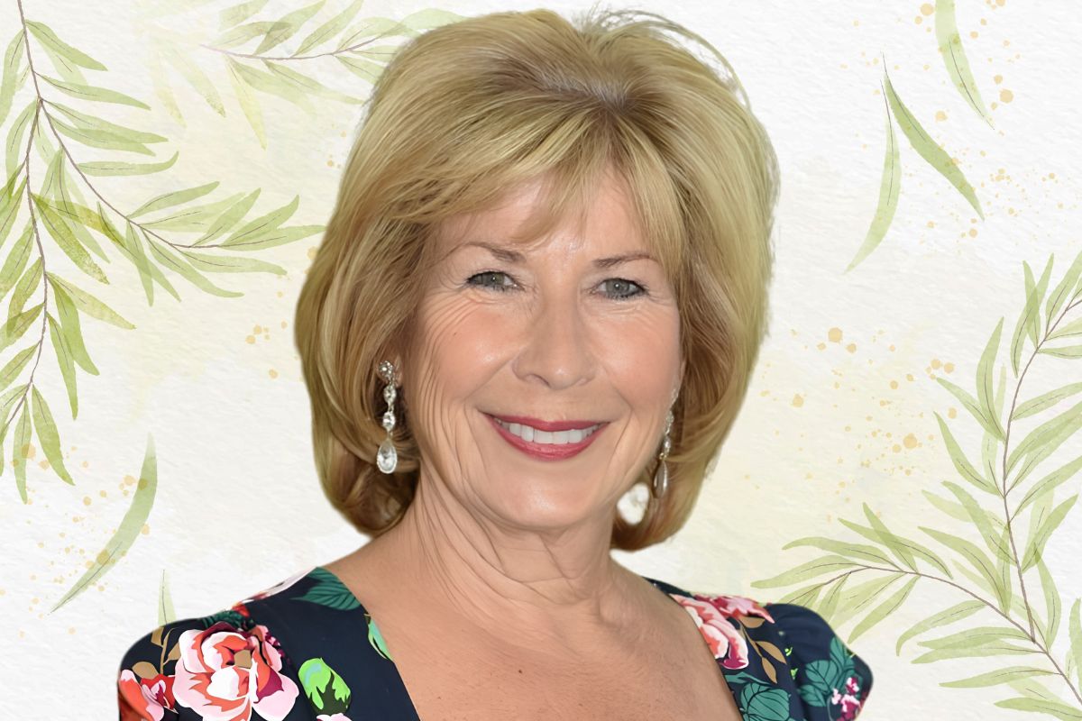 How Old Is Jennie Bond